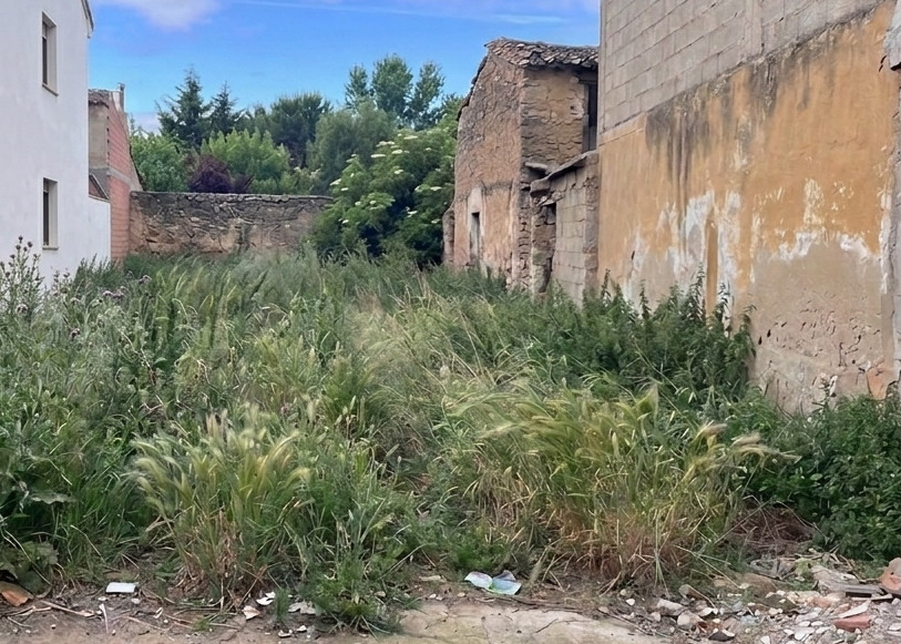 Solar Abandonado